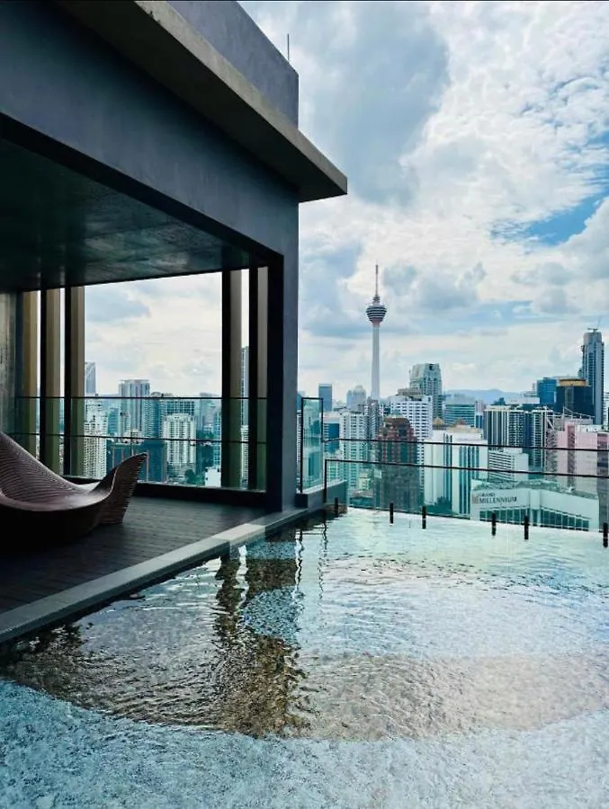 Axon Suites Bukit Bintang By Sky Pool Kuala Lumpur Malesia